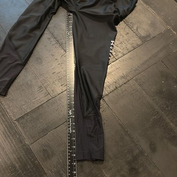 Under Armour Black Compression Bottom Sheer Size Small Athletic Gym Leggings - Picture 9 of 10